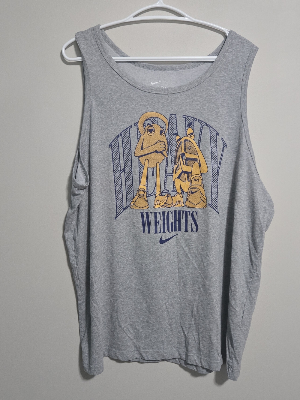 Nike Men’s Gray Tank Top with Yellow Graphic Xxl